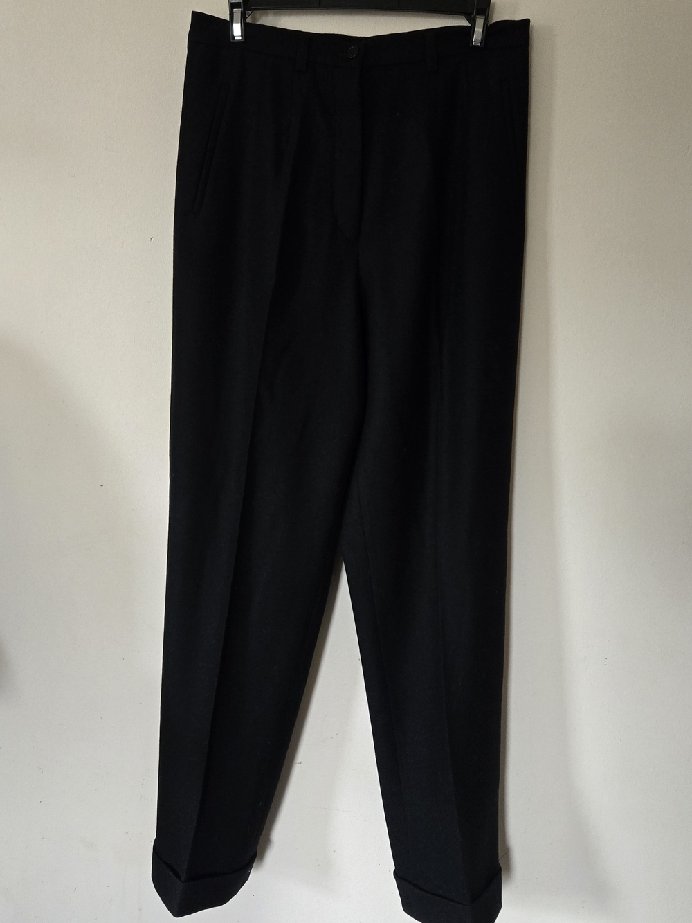 Prada Black Pleated Cuffed Hem Tailored Wool Trousers Size 28 Wool Blend Lined.